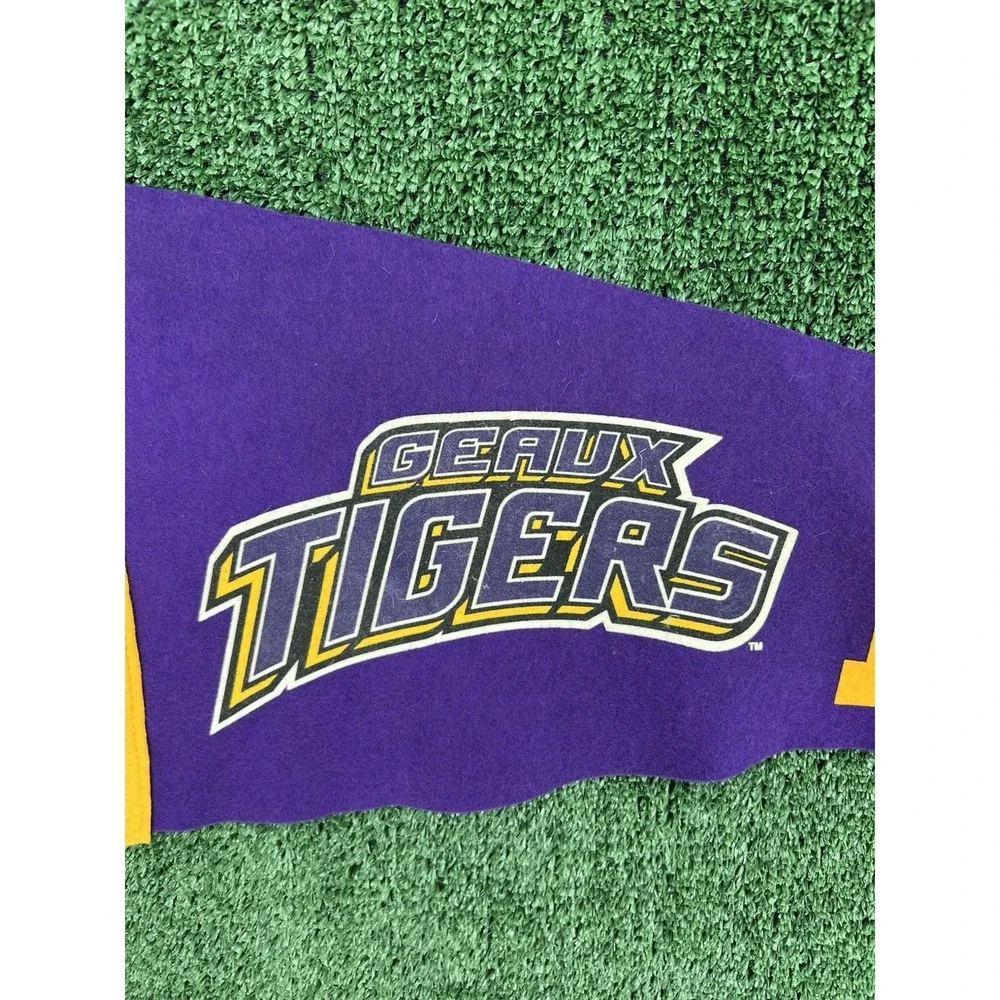 1990's LSU Tigers Felt pennant Purple Yellow
